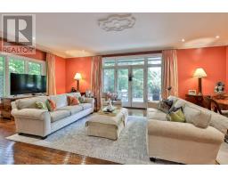 Primary Bedroom - 12 Shorncliffe Avenue, Toronto, ON M4V1T1 Photo 13