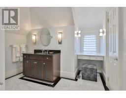 12 Shorncliffe Avenue, Toronto, ON M4V1T1 Photo 36