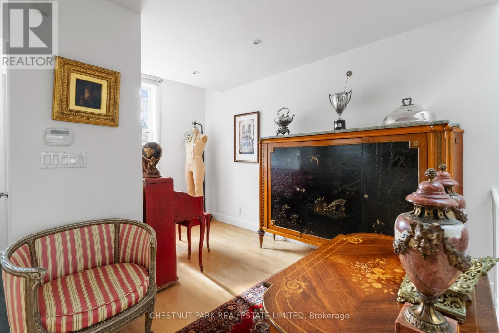 68 BELMONT STREET, Toronto (Annex) — photo 3
