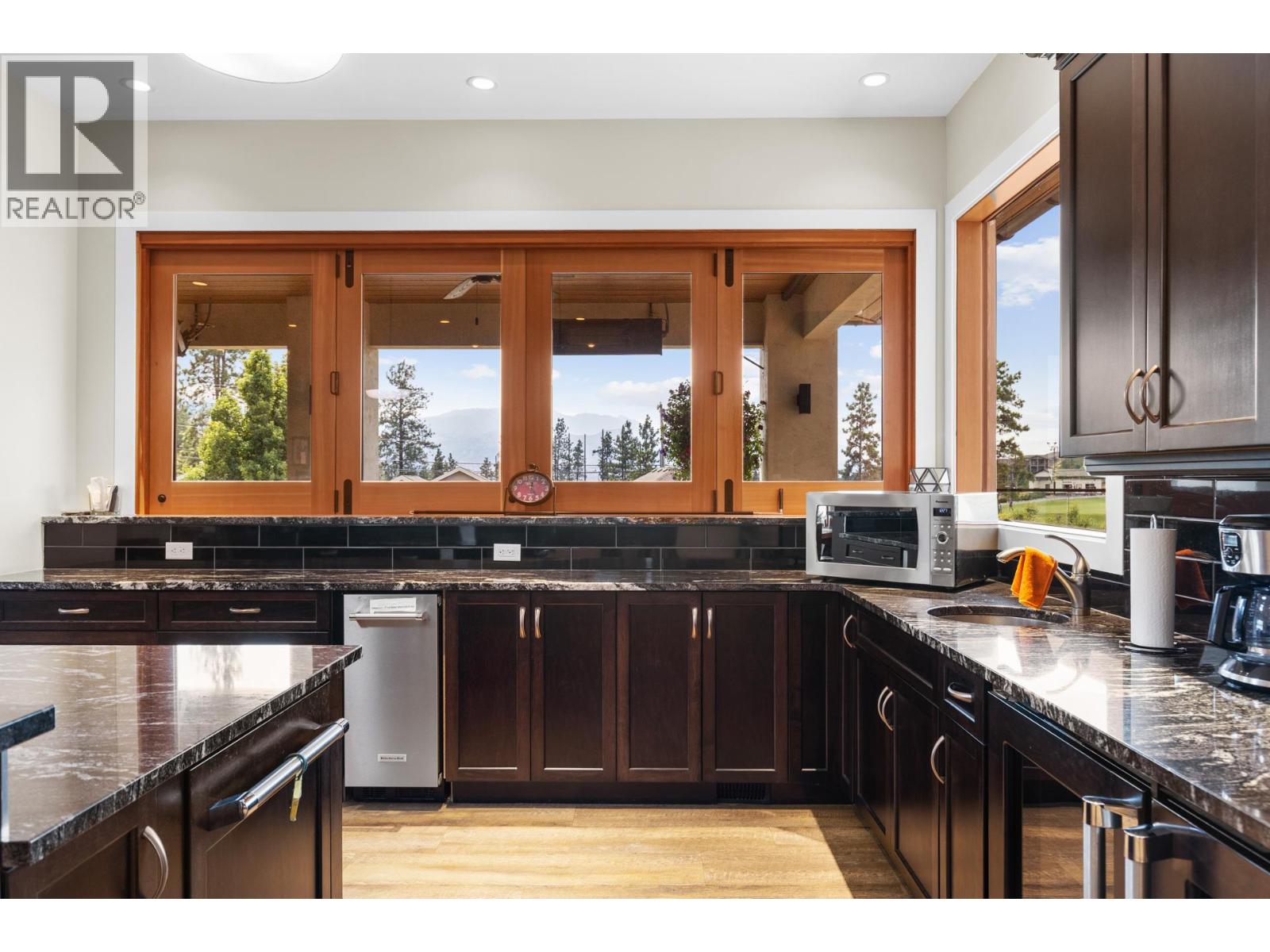 2092 Clover Drive - 30