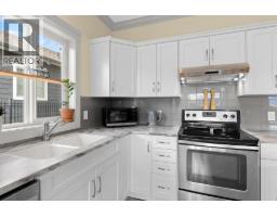 Laundry room - 2092 Clover Drive, West Kelowna, BC V4T3A5 Photo 9