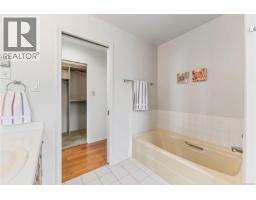 3673 Arbutus Dr N, Cobble Hill, BC V0R1L1 Photo 32