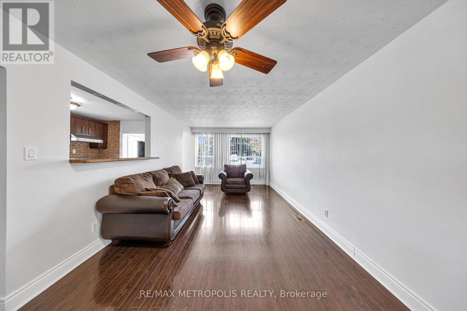 MAIN - 147 VODDEN STREET E, Brampton (Brampton North) — photo 9
