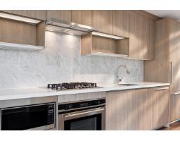 809 13750 100 Avenue, Surrey, BC V3T0L3 Photo 8