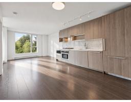 809 13750 100 Avenue, Surrey, BC V3T0L3 Photo 9