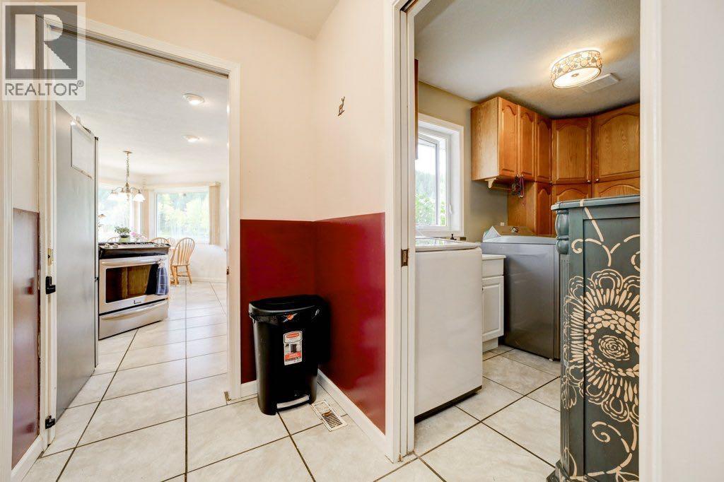 6018 16 Avenue - Image 21