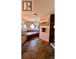 2577 Sandstone Circle, Invermere, BC V0A1K6 Photo 24