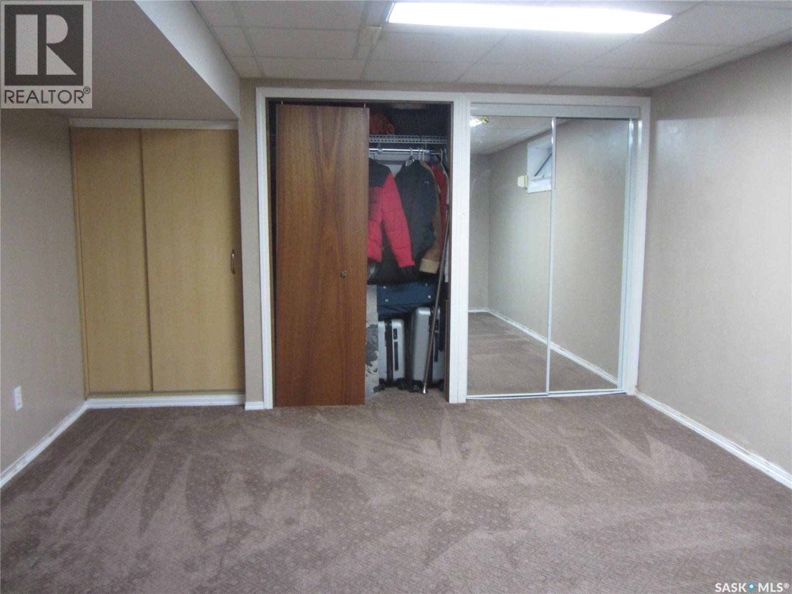 2400 McPherson AVENUE - 15