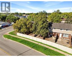 3804 Castle Road, Regina, SK S4S6M7 Photo 28