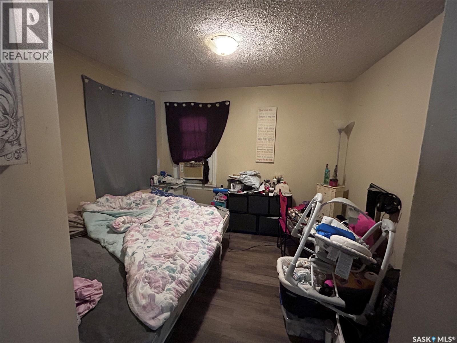 804 F AVENUE N, Saskatoon — photo 3