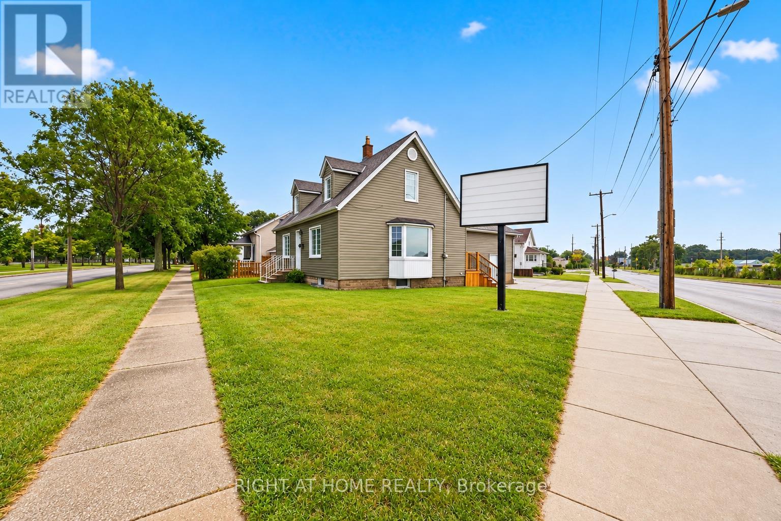 229 WATER STREET, Sarnia