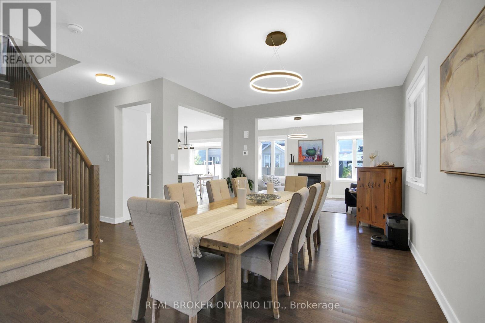 352 FINIAL WAY, Ottawa — photo 6