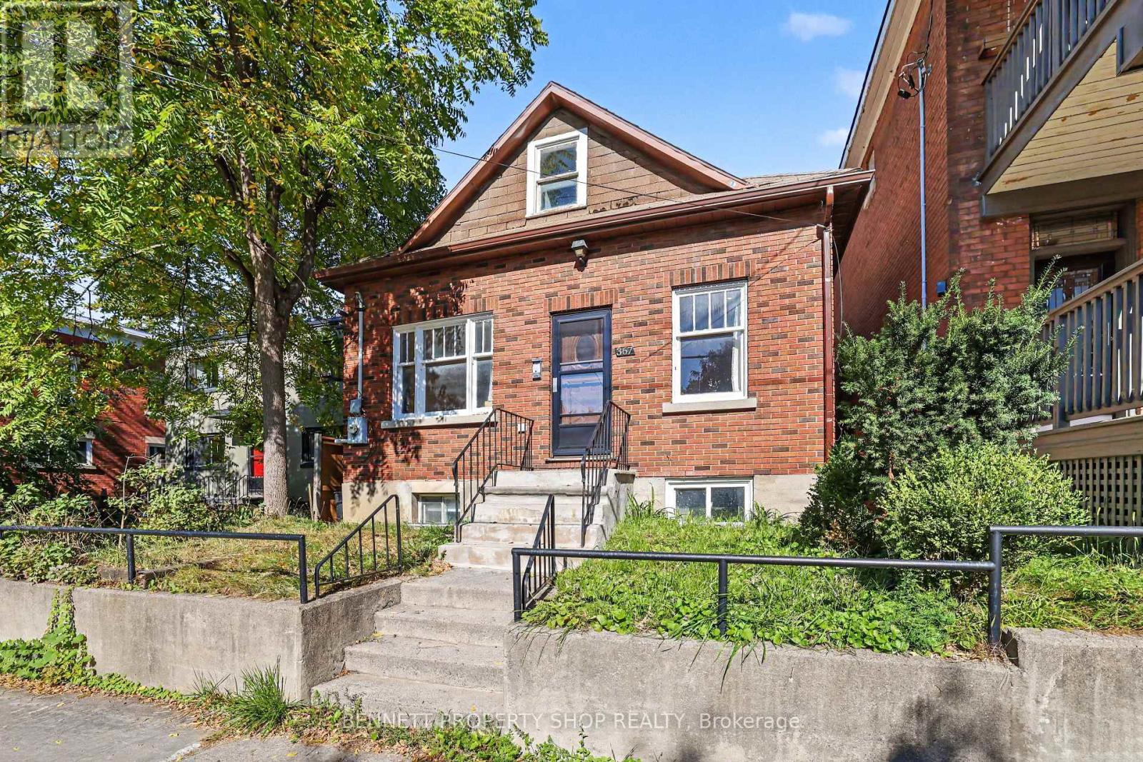 367 SUNNYSIDE AVENUE - 2