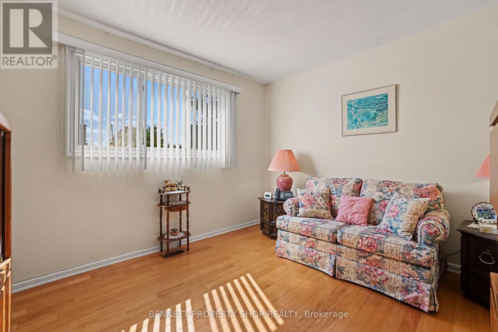 1817 GILBERT AVENUE - 12