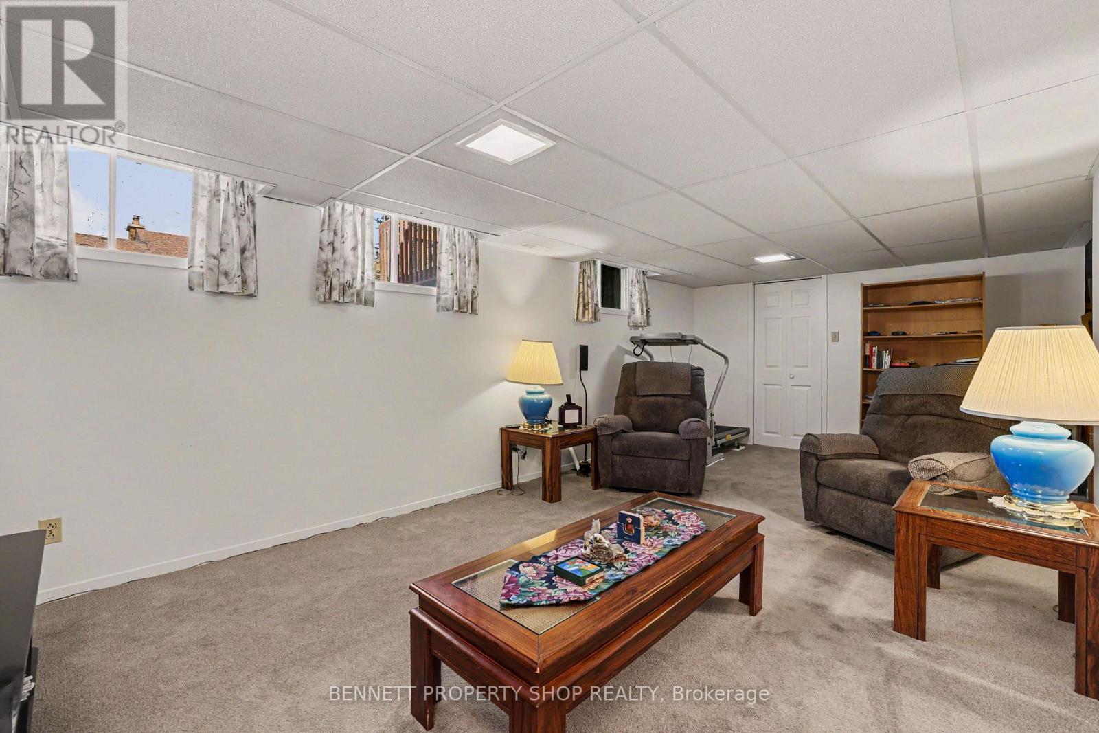 1817 GILBERT AVENUE - 14