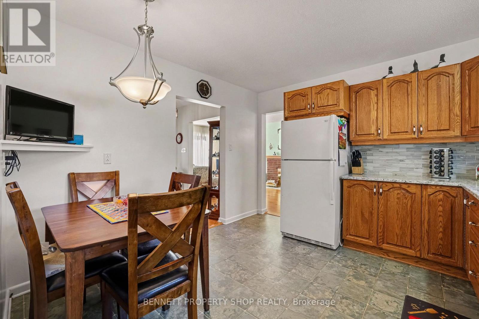 1817 GILBERT AVENUE - 7