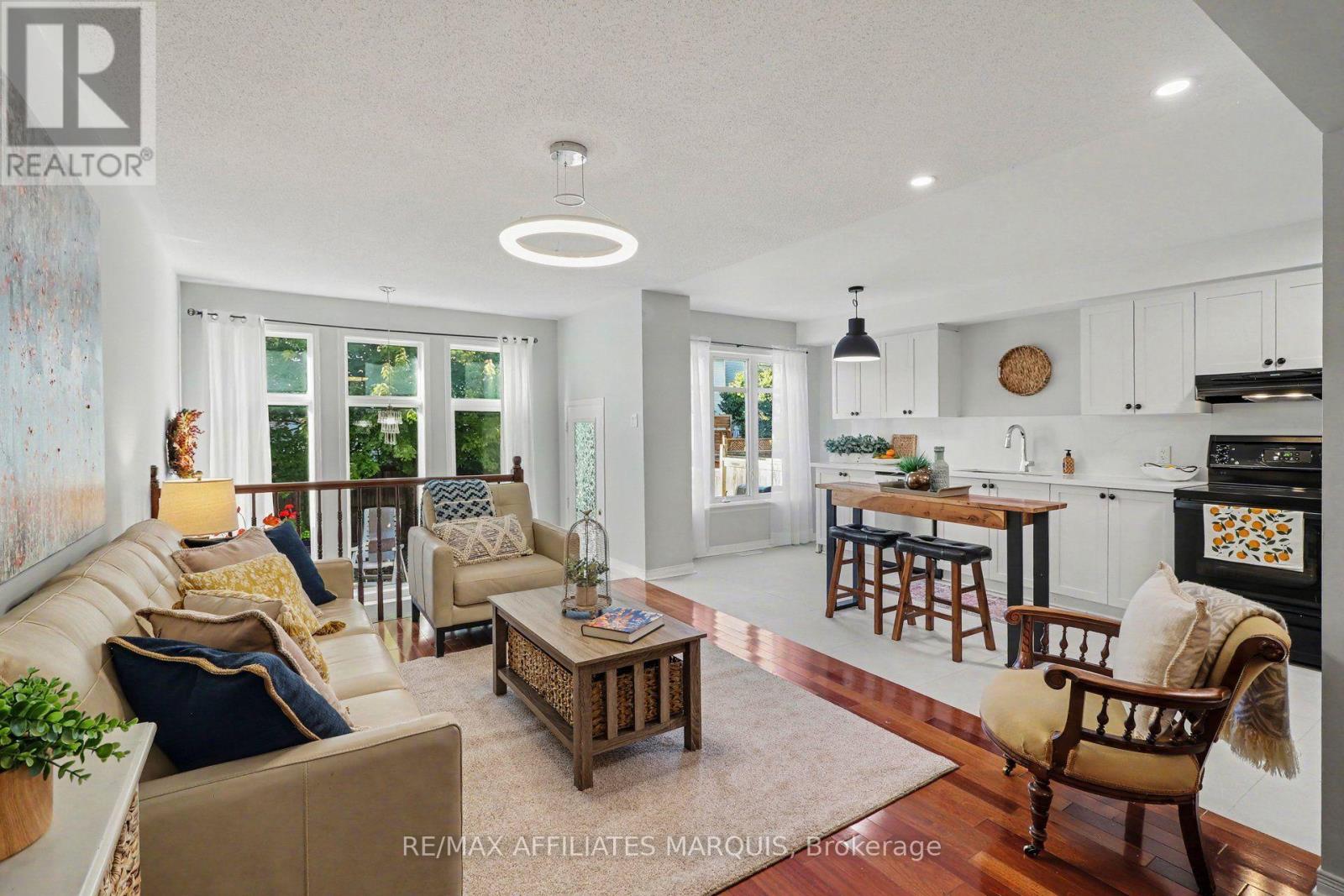 160 DEERCROFT AVENUE, Ottawa — photo 12