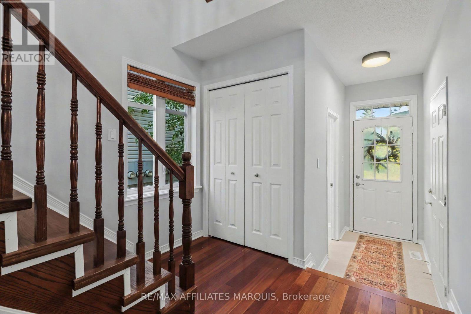 160 DEERCROFT AVENUE, Ottawa — photo 6
