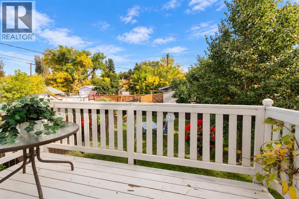 Listing photo – 5851 58 Avenue, Red Deer