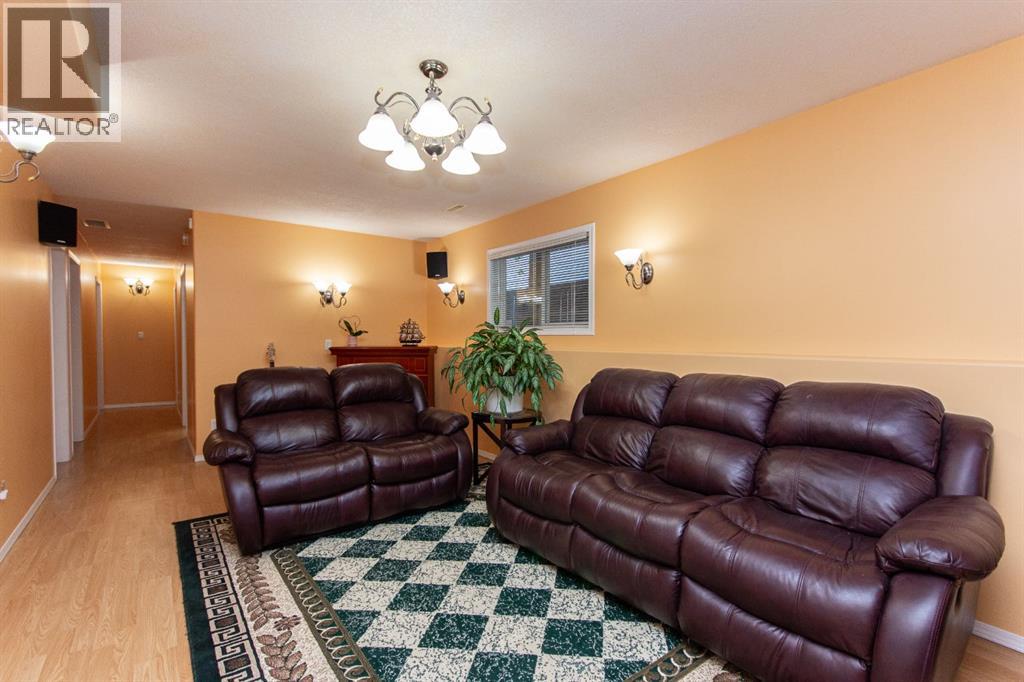 Listing photo – 5851 58 Avenue, Red Deer