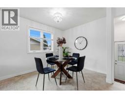 Kitchen - 5012 38a Avenue, Red Deer, AB T4P1G2 Photo 6
