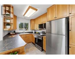 3pc Bathroom - 5012 38a Avenue, Red Deer, AB T4P1G2 Photo 9