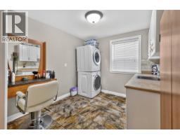 939 Fraser Avenue, 100 Mile House, BC V0K2E0 Photo 32