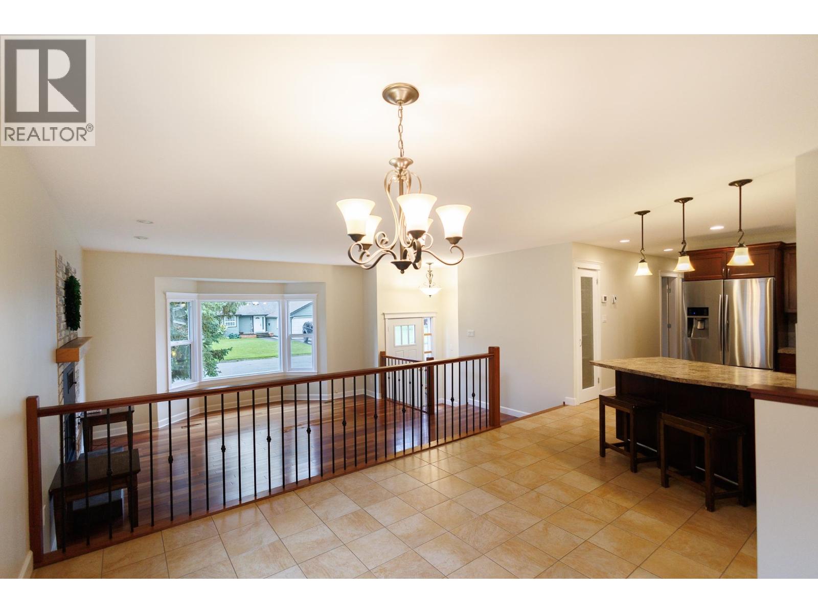 4924 LABELLE AVENUE - 6