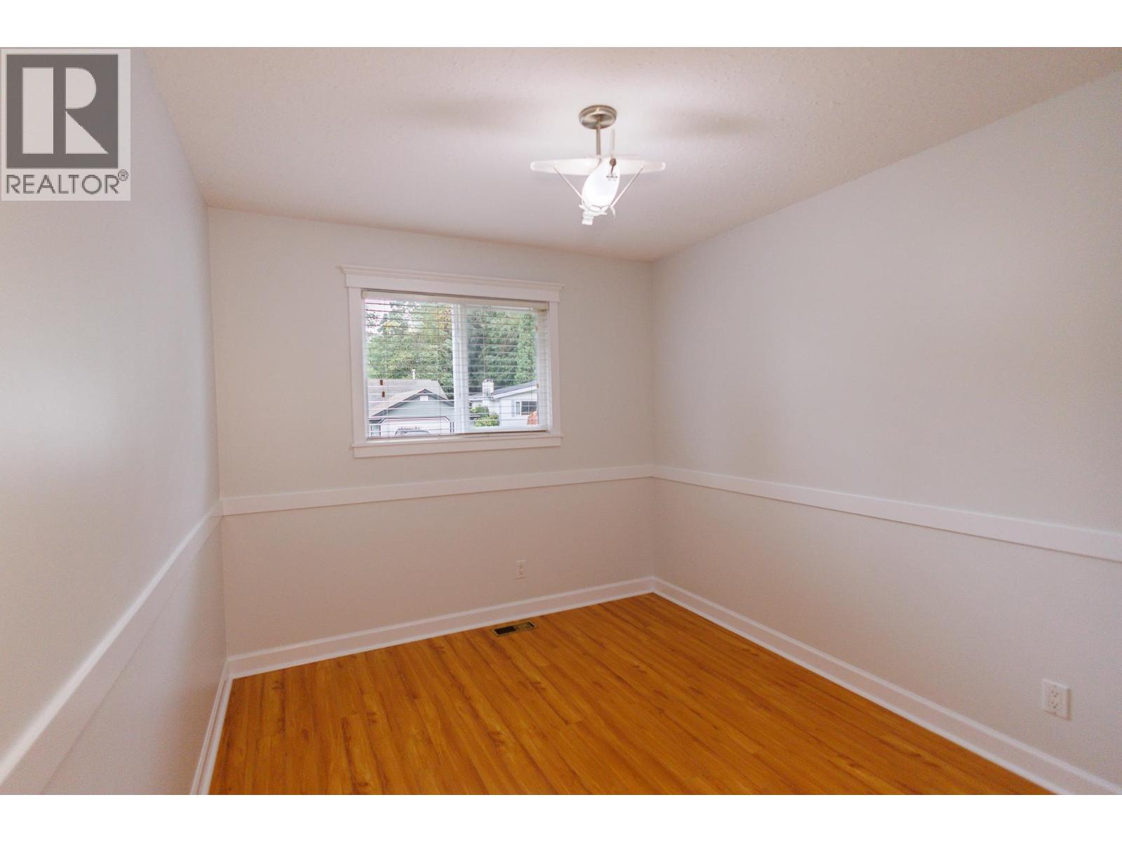 4924 LABELLE AVENUE - 13