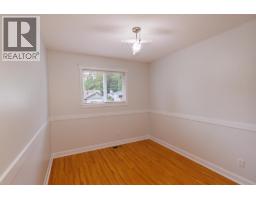 4924 Labelle Avenue, Terrace, BC V8G4M8 Photo 13