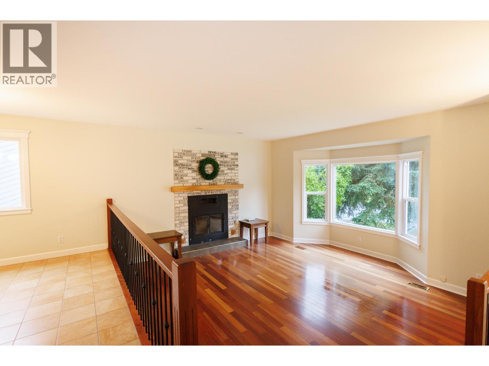 4924 LABELLE AVENUE - 7