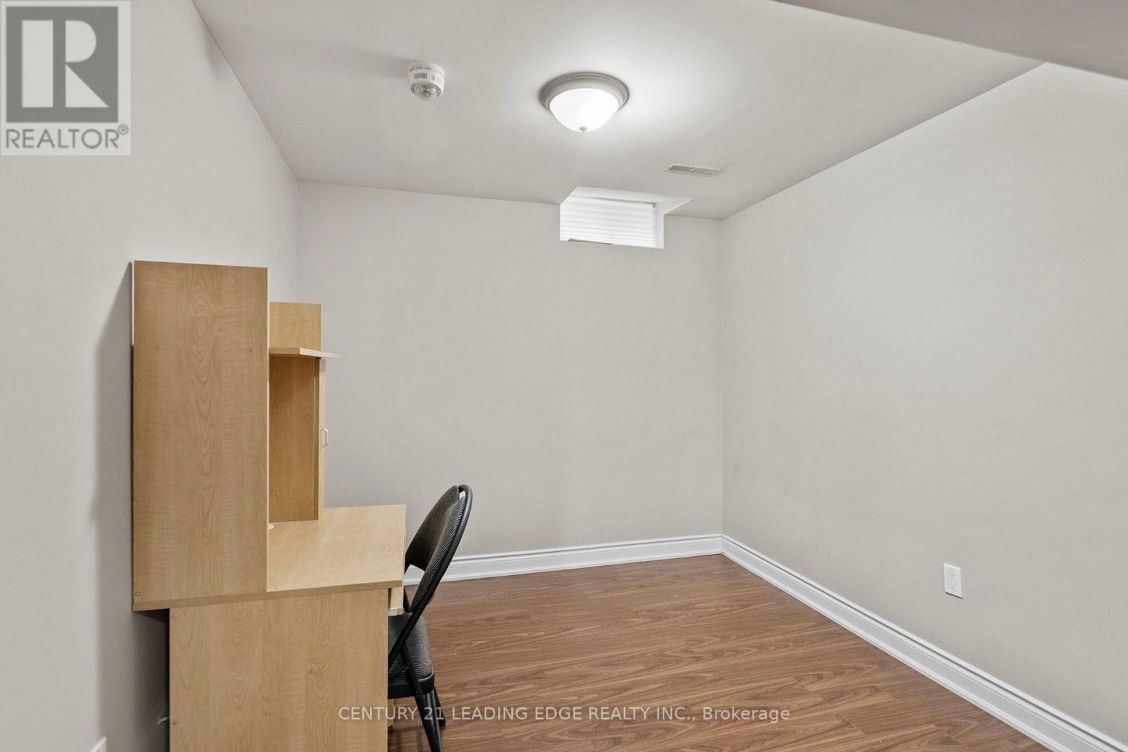 BSMT - 1020 COLONIAL STREET, Pickering (Liverpool) — photo 3