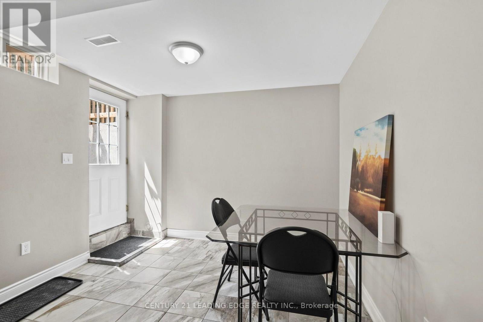 BSMT - 1020 COLONIAL STREET, Pickering (Liverpool) — photo 6
