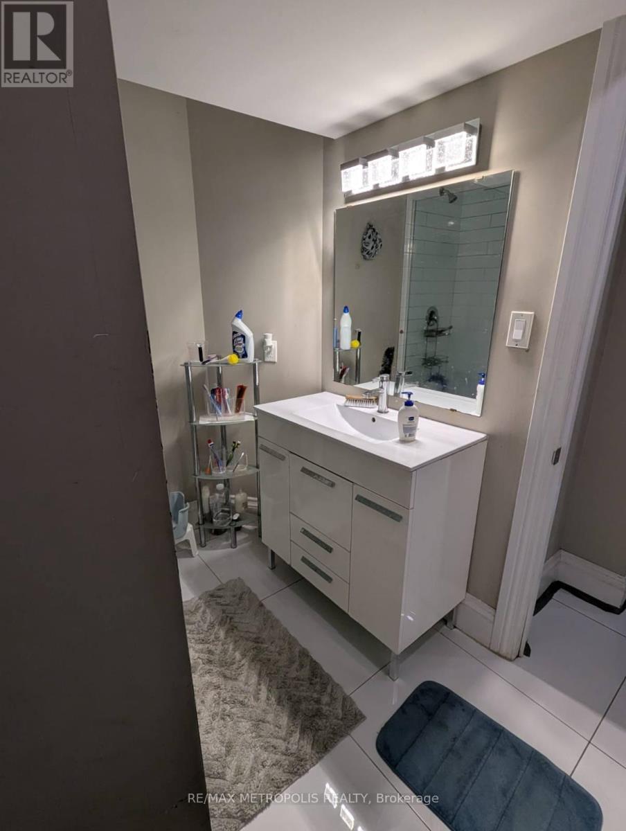 BSMT - 181 FLORA DRIVE, Toronto (Dorset Park) — photo 7