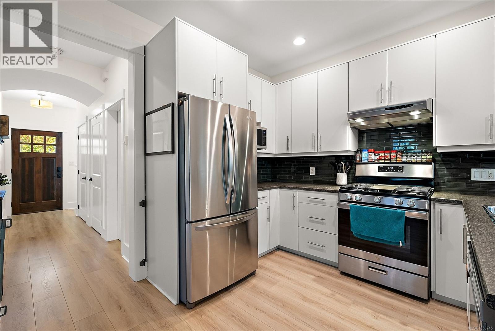 224 Traverse Close - Image 14