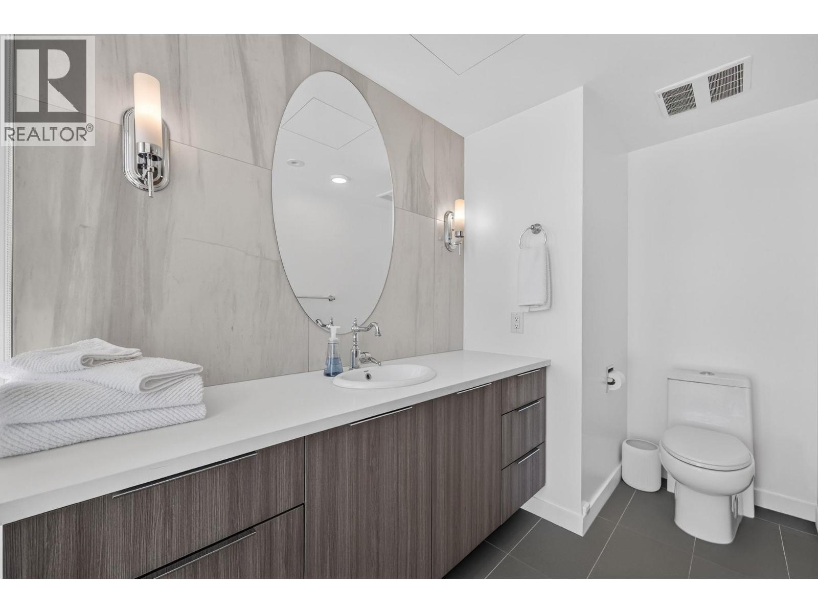 1151 Sunset Drive Unit# 2101, Kelowna