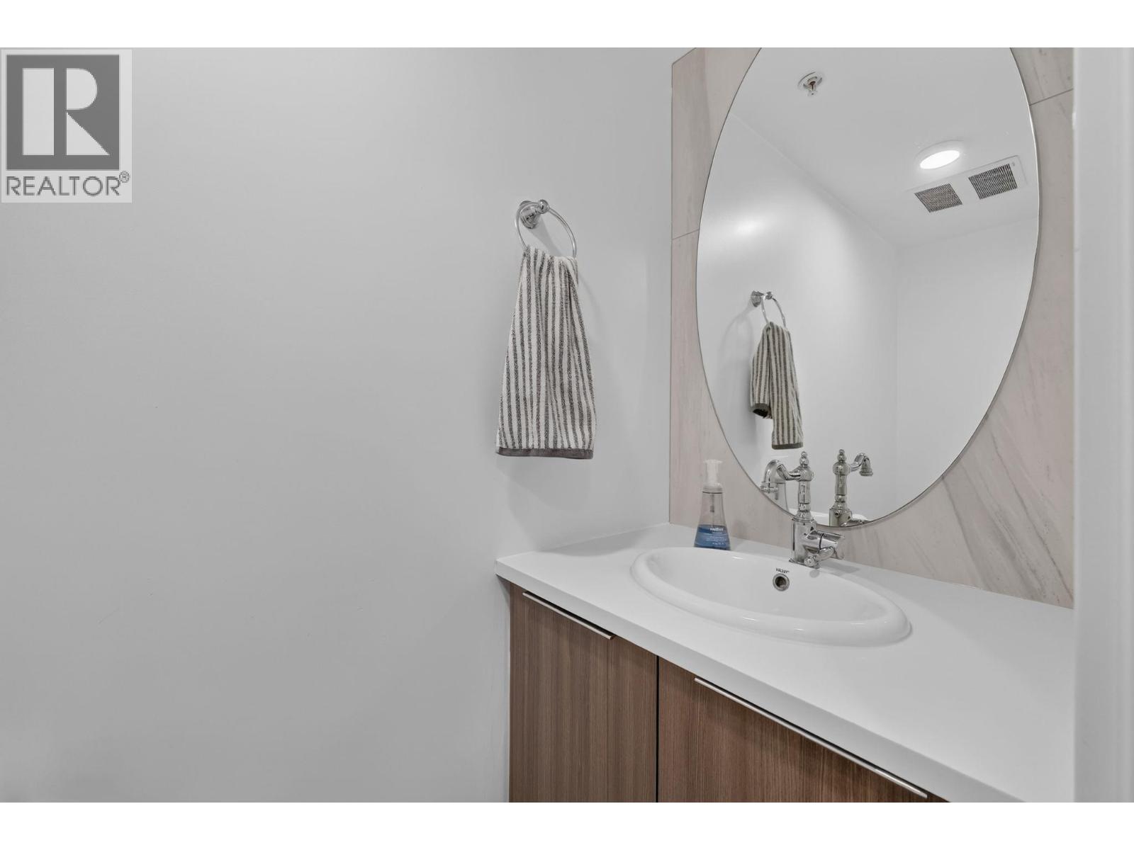 1151 Sunset Drive Unit# 2101, Kelowna