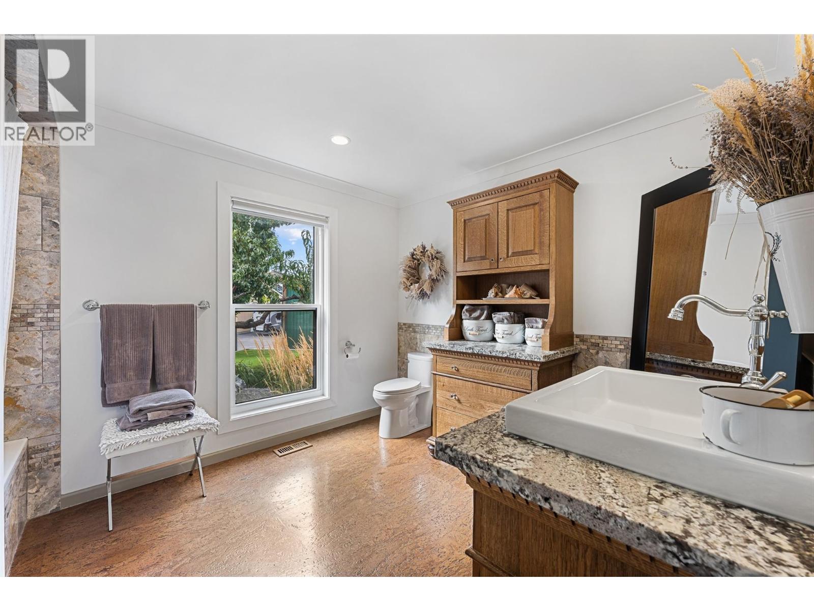 5350 Todd Road, Lake Country - Image 1