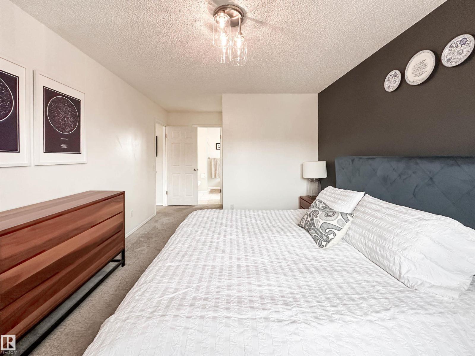 4 ORCHID PL - Image 36