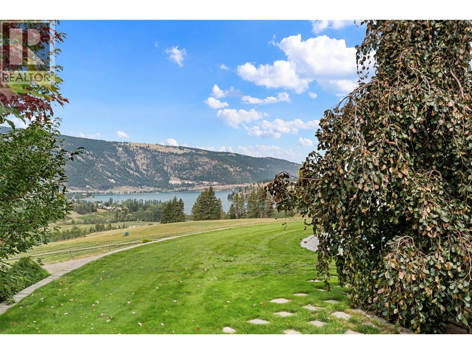 5350 Todd Road, Lake Country - Image 1