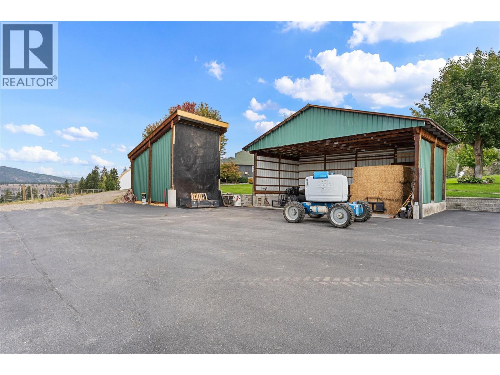 5350 Todd Road, Lake Country - Image 1