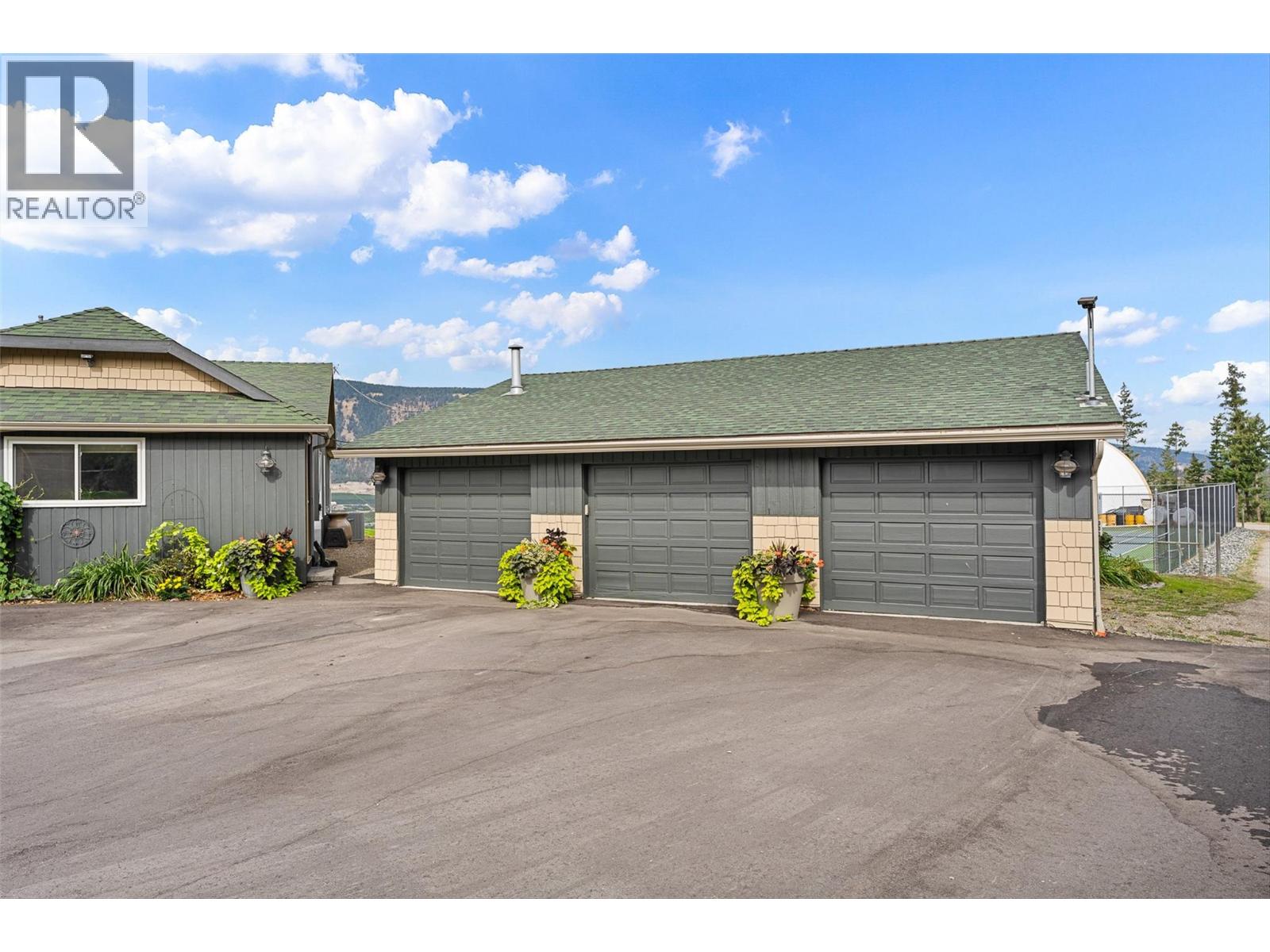 5350 Todd Road, Lake Country - Image 1