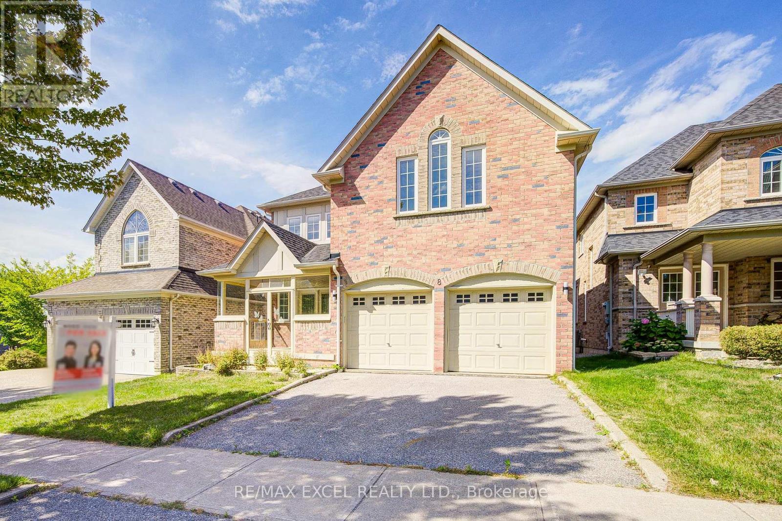 8 HOLLYLANE DRIVE, Markham (Berczy) — photo 2