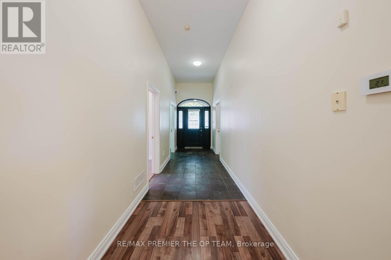 MAIN - 7930 KIPLING AVENUE, Vaughan (West Woodbridge) — photo 3