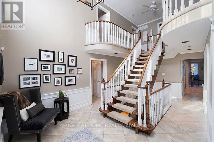 143 CARLYLE CRESCENT, Aurora (Aurora Highlands) — photo 2