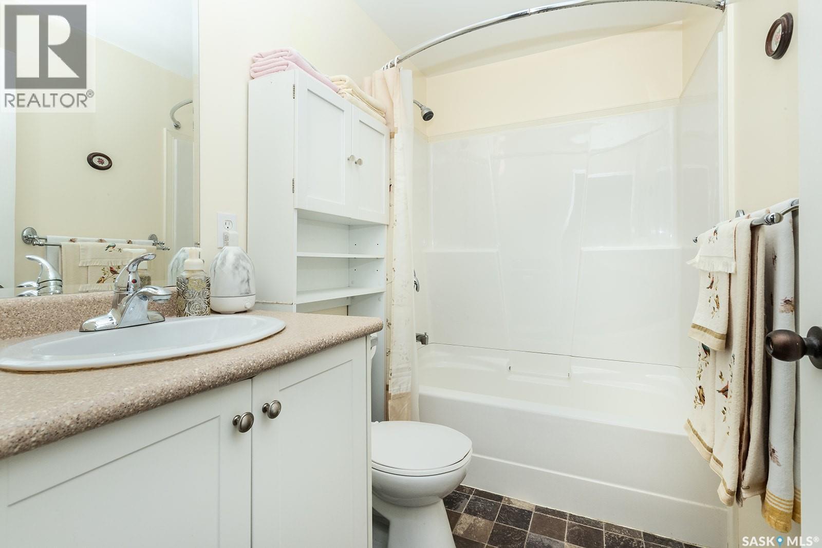 163 Blakeney CRESCENT - 28