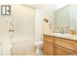 163 Blakeney Crescent, Saskatoon, SK S7L7N5 Photo 19