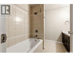 1508 Jubilee Avenue, Regina, SK S4S3T2 Photo 21