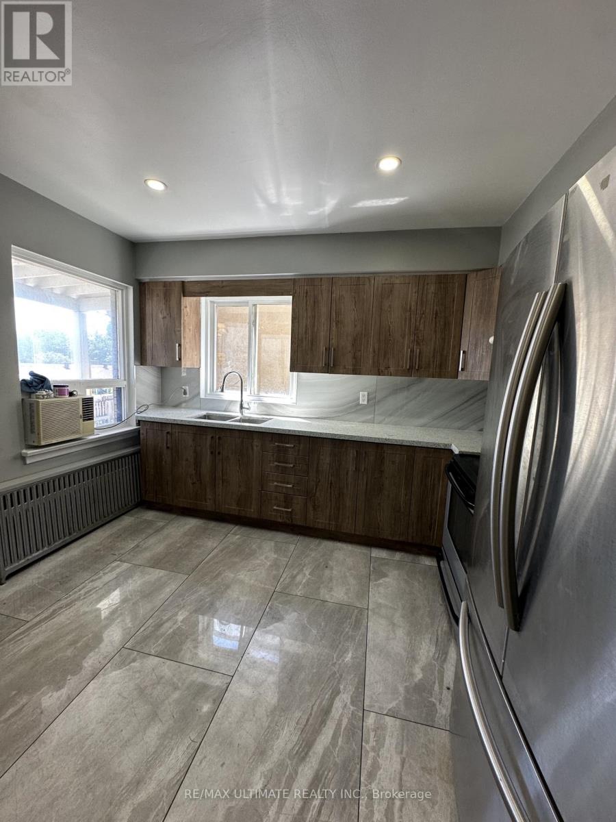 UNIT A - 1705 JANE STREET, Toronto (Rustic) — photo 2