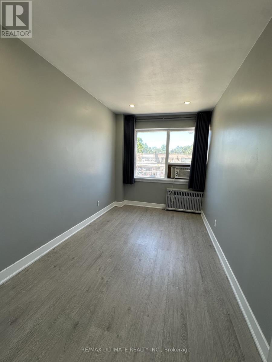 UNIT A - 1705 JANE STREET, Toronto (Rustic) — photo 9